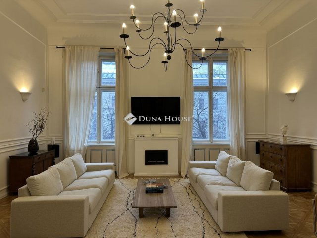 Kiadó téglalakás, albérlet, Budapesten, VI. kerületben