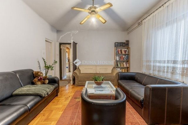 Eladó ikerház, Budapesten, XVIII. kerületben 84 M Ft, 5 szobás