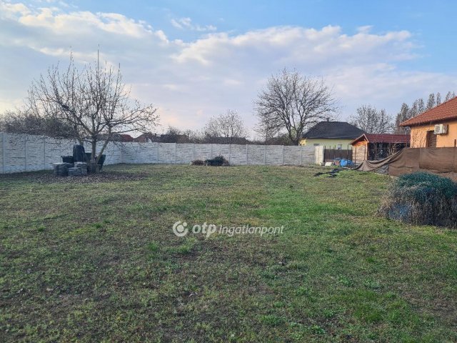 Eladó telek, Szigetszentmiklóson 32.9 M Ft / költözzbe.hu