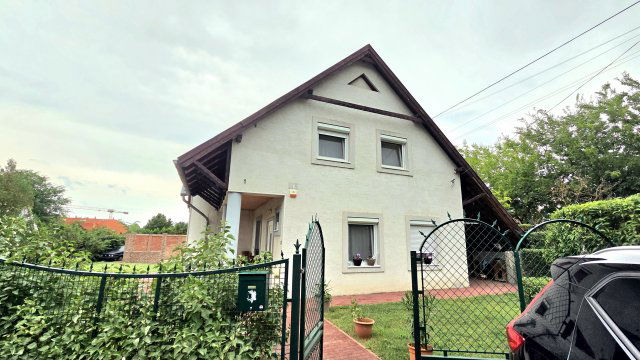 Eladó családi ház, Sződligeten 129 M Ft, 6 szobás