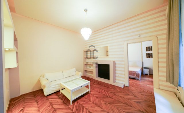 Eladó téglalakás, Budapesten, XIII. kerületben, Balzac utcában