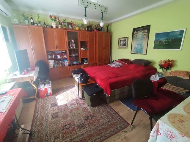 Eladó téglalakás, Budapesten, IV. kerületben, Baross utcában