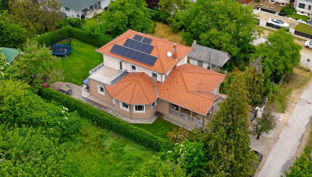 Eladó családi ház, Érden 169.9 M Ft, 6 szobás