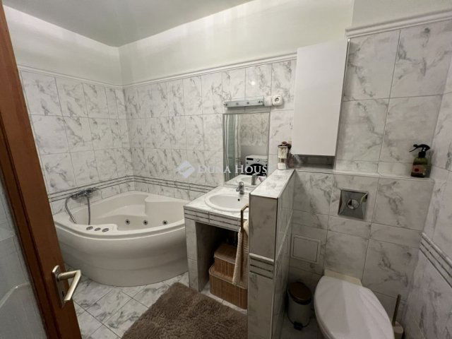 Eladó téglalakás, Szegeden 65.9 M Ft, 2 szobás