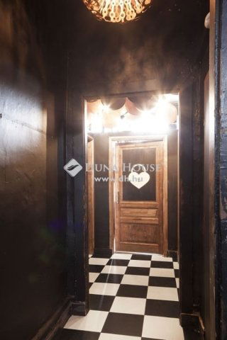 Eladó üzlethelyiség, Budapesten, XXI. kerületben 690 M Ft