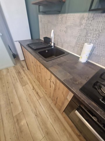 Kiadó téglalakás, albérlet, Pécsett 400 E Ft / hó, 3 szobás