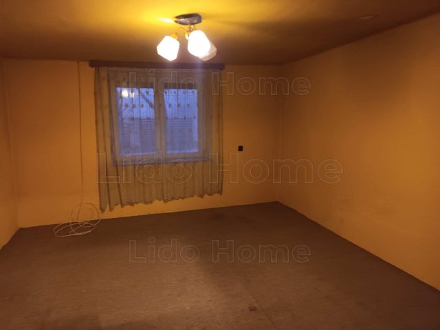 Eladó családi ház, Móron 27.9 M Ft, 3 szobás