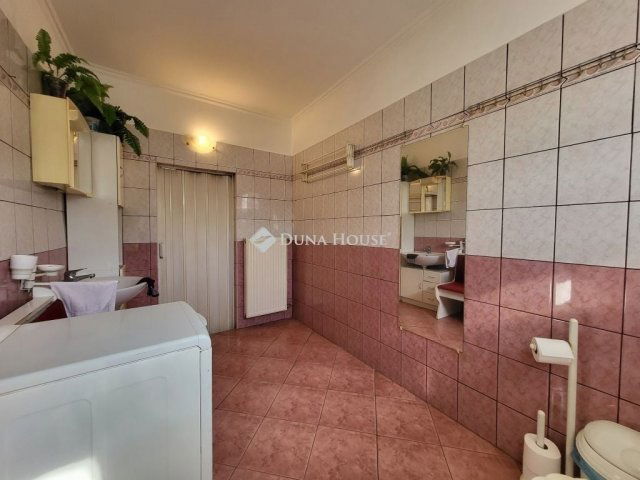 Eladó sorház, Szigetszentmiklóson 85.9 M Ft, 5 szobás