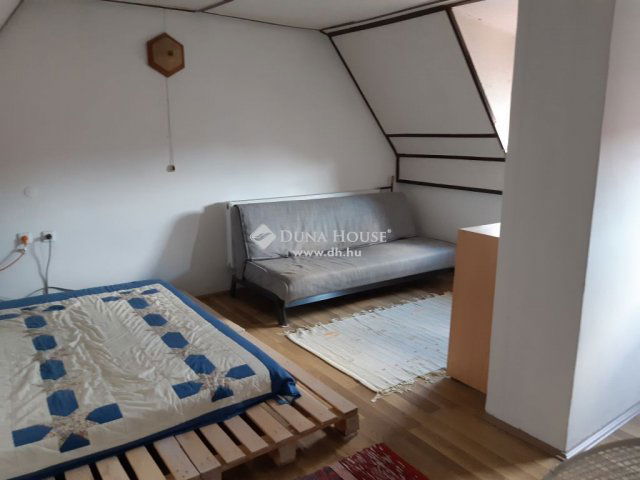 Eladó sorház, Harkányban 79.99 M Ft, 8 szobás