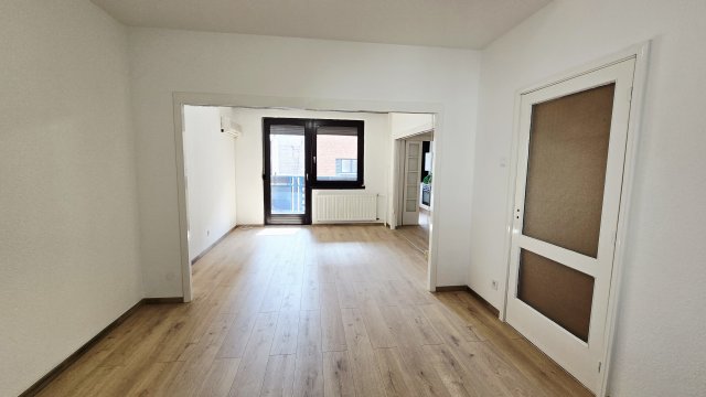 Kiadó téglalakás, albérlet, Budapesten, III. kerületben