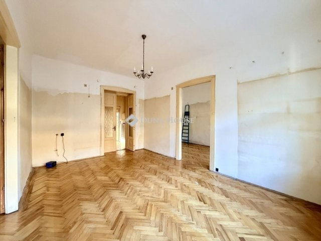 Eladó téglalakás, Budapesten, VII. kerületben 90 M Ft, 4 szobás