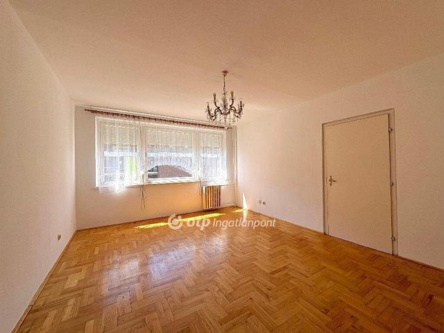 Eladó panellakás, Budapesten, VIII. kerületben 84.9 M Ft