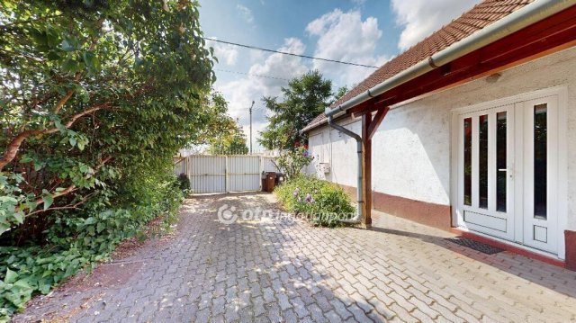 Eladó családi ház, Nyíregyházán 57 M Ft, 2+2 szobás