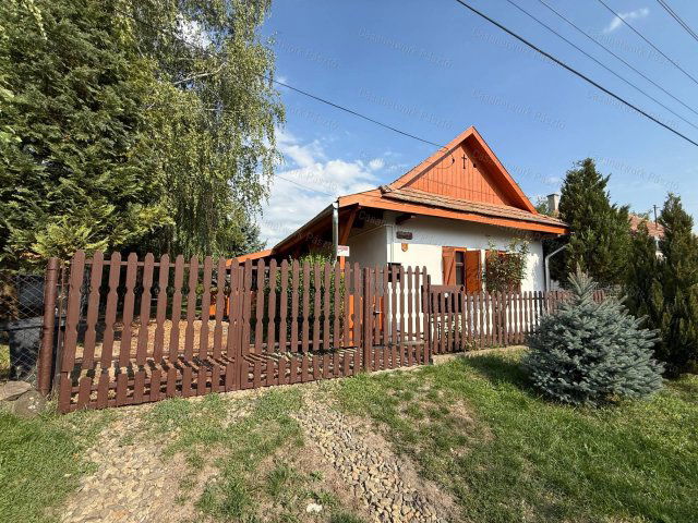 Eladó családi ház, Ecsegen 24.5 M Ft, 2 szobás
