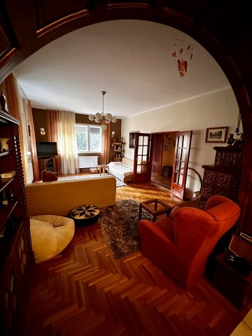 Eladó családi ház, Kisvárdán 87.5 M Ft, 6+1 szobás