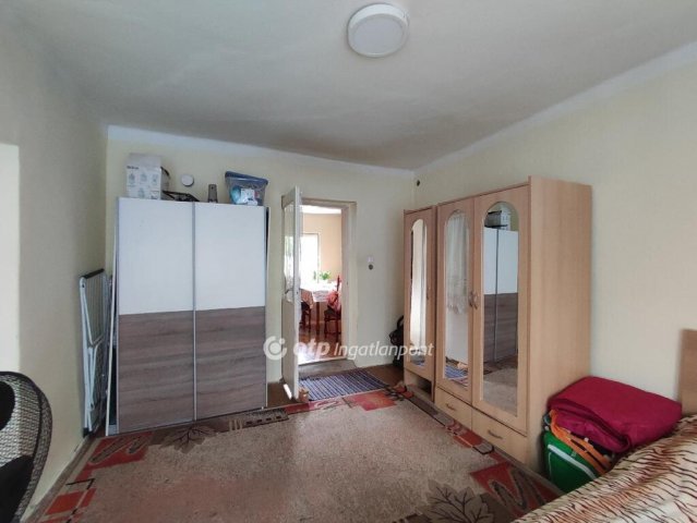 Eladó családi ház, Kiszomboron 29.5 M Ft, 2+1 szobás