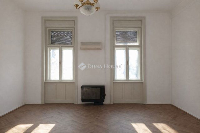 Eladó téglalakás, Budapesten, XVI. kerületben 64.9 M Ft