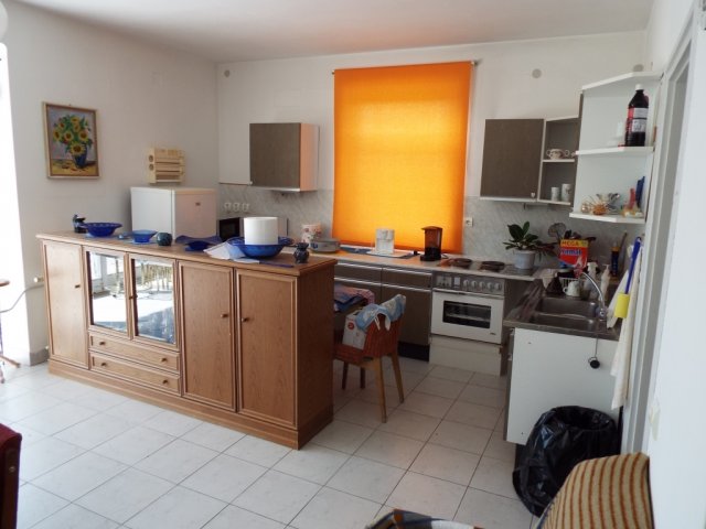 Eladó családi ház, Révfülöpön 240 M Ft, 5 szobás