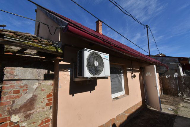 Eladó téglalakás, Nagykanizsán 8.9 M Ft, 1 szobás