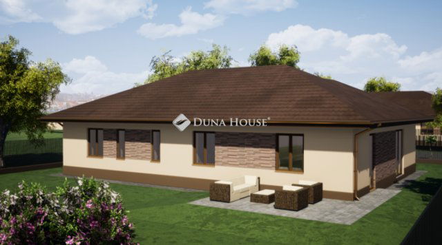 Eladó családi ház, Szigetszentmiklóson 129 M Ft, 4 szobás