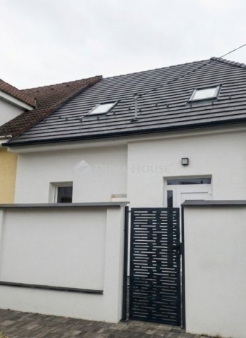 Eladó téglalakás, Budapesten, XVI. kerületben 69.9 M Ft