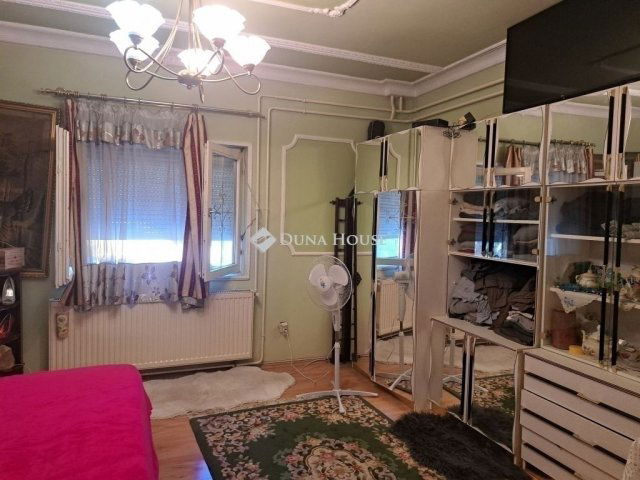 Eladó családi ház, Gyömrőn 89.9 M Ft, 5 szobás