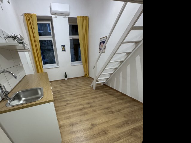 Eladó téglalakás, Budapesten, XIII. kerületben, Bulcsú utcában
