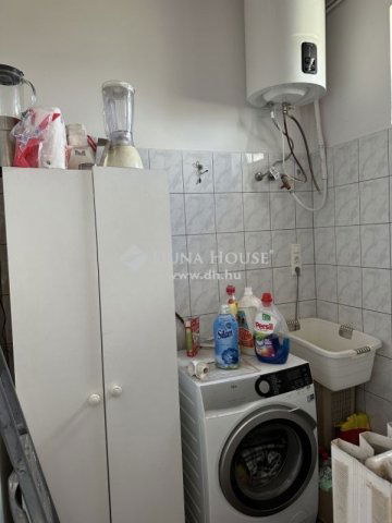 Eladó mezogazdasagi ingatlan, Monoron 200 M Ft