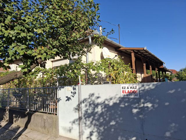Eladó családi ház, Polgáron 29 M Ft, 4 szobás