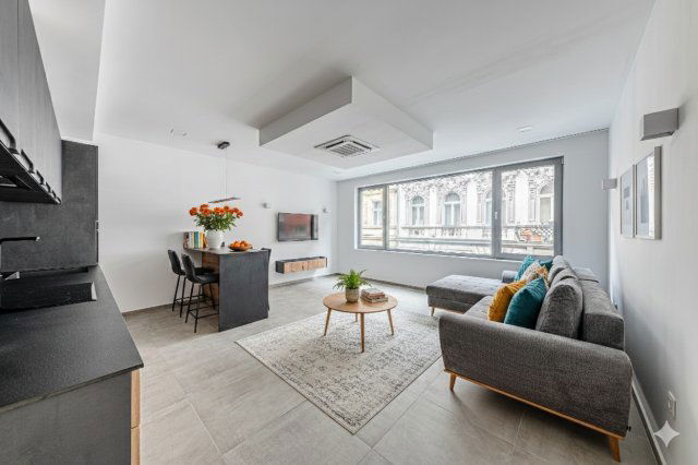 Kiadó téglalakás, albérlet, Budapesten, VI. kerületben