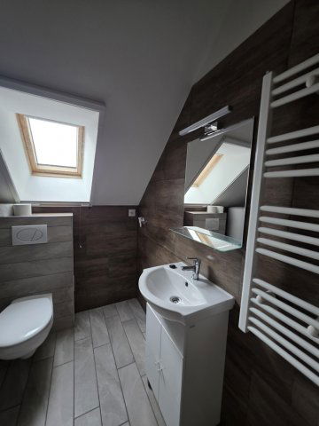 Kiadó téglalakás, albérlet, Adonyban 150 E Ft / hó, 1 szobás