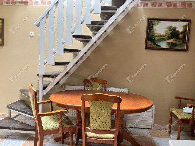 Kiadó üzlethelyiség, Lentiben 150 E Ft / hó