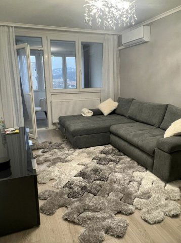 Kiadó panellakás, albérlet, III. kerületben, Szőlő közben