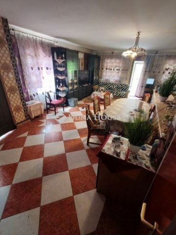 Eladó családi ház, Szigetszentmiklóson 78 M Ft, 5 szobás