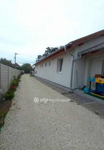 Eladó ikerház, Érden 113 M Ft, 5 szobás / költözzbe.hu