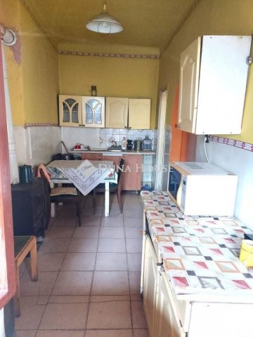 Eladó családi ház, Izsákon, Széchenyi utcában 14.8 M Ft
