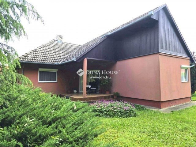 Eladó családi ház, Kistótfalun 44.9 M Ft, 3 szobás