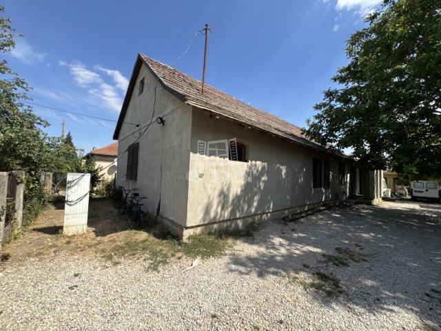Eladó családi ház, Kislángon 32.9 M Ft, 3 szobás
