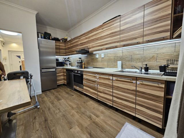 Eladó sorház, Érden 89.9 M Ft, 5 szobás / költözzbe.hu