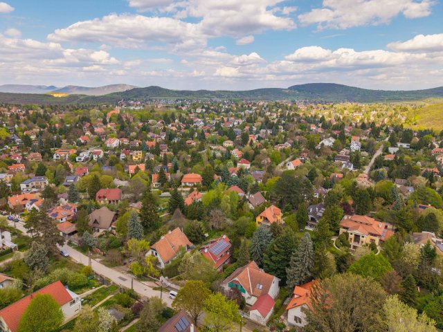 Eladó telek, Budapesten, II. kerületben 390 M Ft