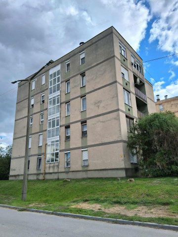 Eladó téglalakás, Törökszentmiklóson 23.5 M Ft, 2 szobás