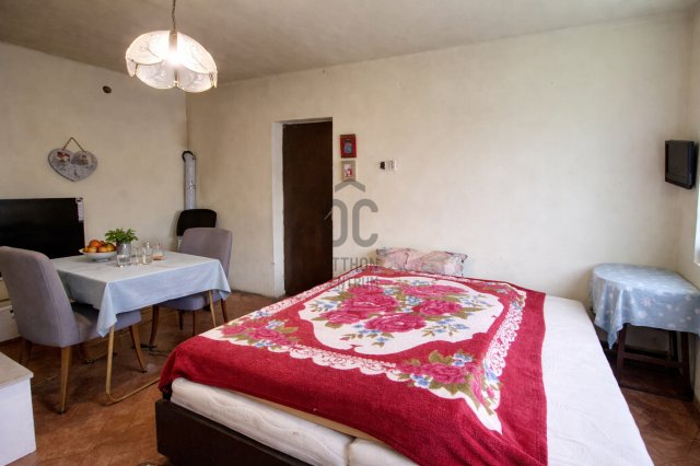 Eladó családi ház, Szentgotthárdon 21 M Ft, 2 szobás