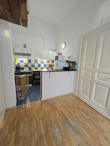 Eladó téglalakás, VIII. kerületben, Mikszáth Kálmán téren