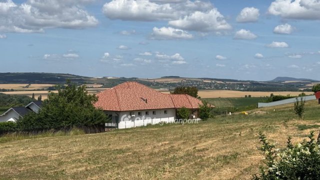 Eladó telek, Budajenőn 78.9 M Ft / költözzbe.hu