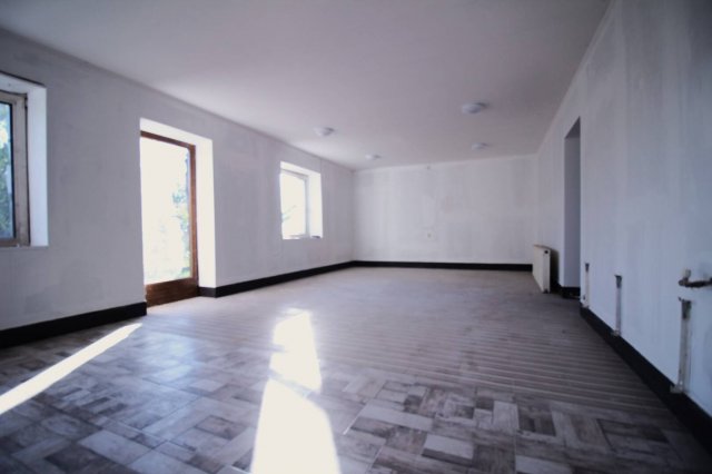 Eladó ipari ingatlan, Sarkadon 9.9 M Ft / költözzbe.hu