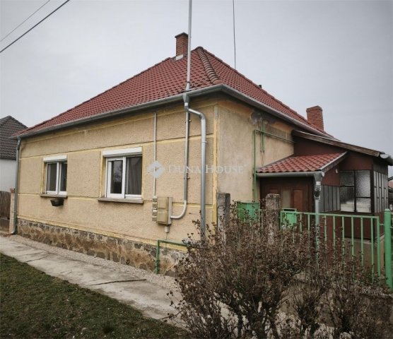 Eladó családi ház, Uraiújfalun 26.9 M Ft, 2 szobás