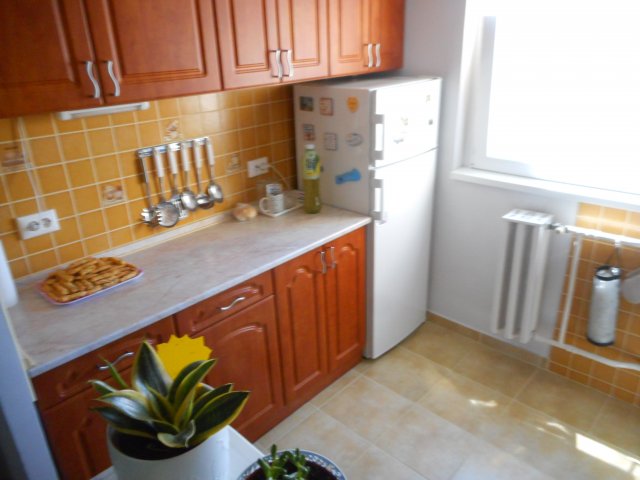 Eladó panellakás, Szegeden, Kukovetz Nana utcában 69.9 M Ft