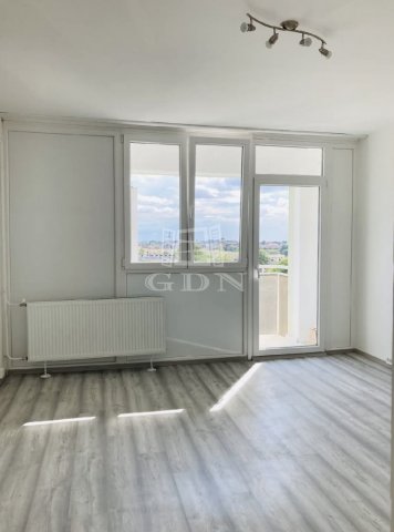 Eladó panellakás, Baján 39 M Ft, 2 szobás / költözzbe.hu