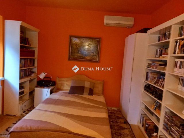 Eladó családi ház, XVII. kerületben, Toldi Miklós utcában