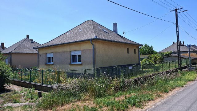 Eladó családi ház, Fülén 49.9 M Ft, 2 szobás